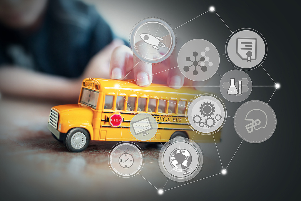 School bus fleet management software